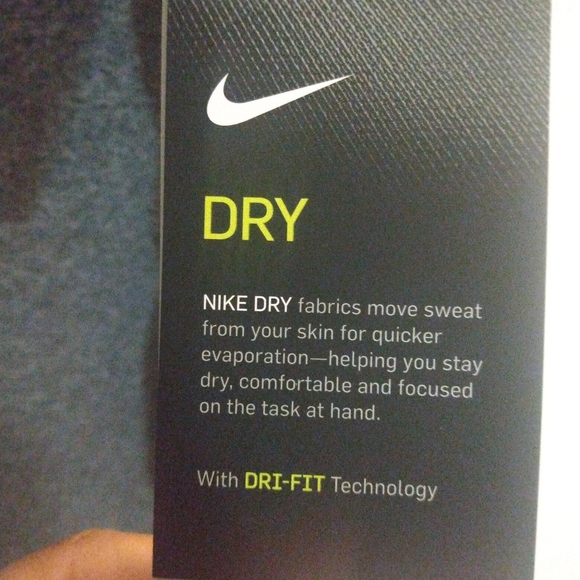 Nike plus size dri fit tee 1X - Picture 4 of 5